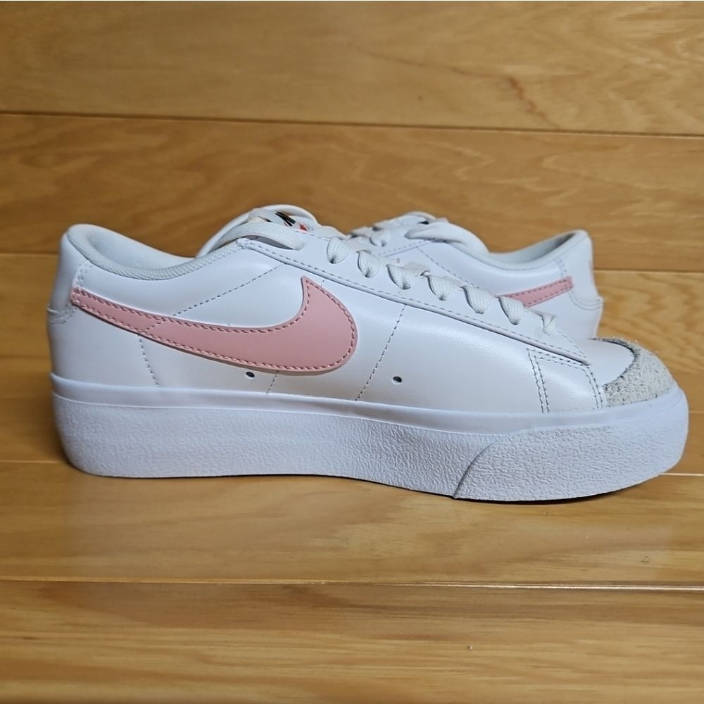 Nike Blazer Low Platform Womens White Pink Glaze Shoe DJ0292-103 - Picture 8 of 12